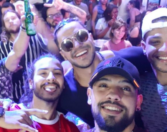 Abrisa, Grupo formado por quatro belos jovens da Zona Oste do RJ