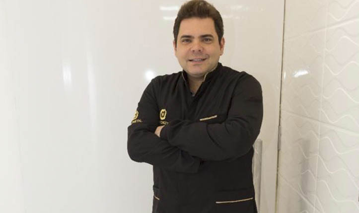 Dr Matheus Moura Martins
