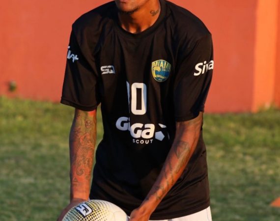jogador Gleison de souza