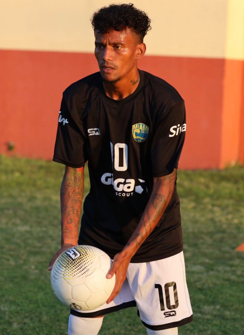 jogador Gleison de souza