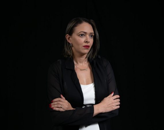 Mari Lins