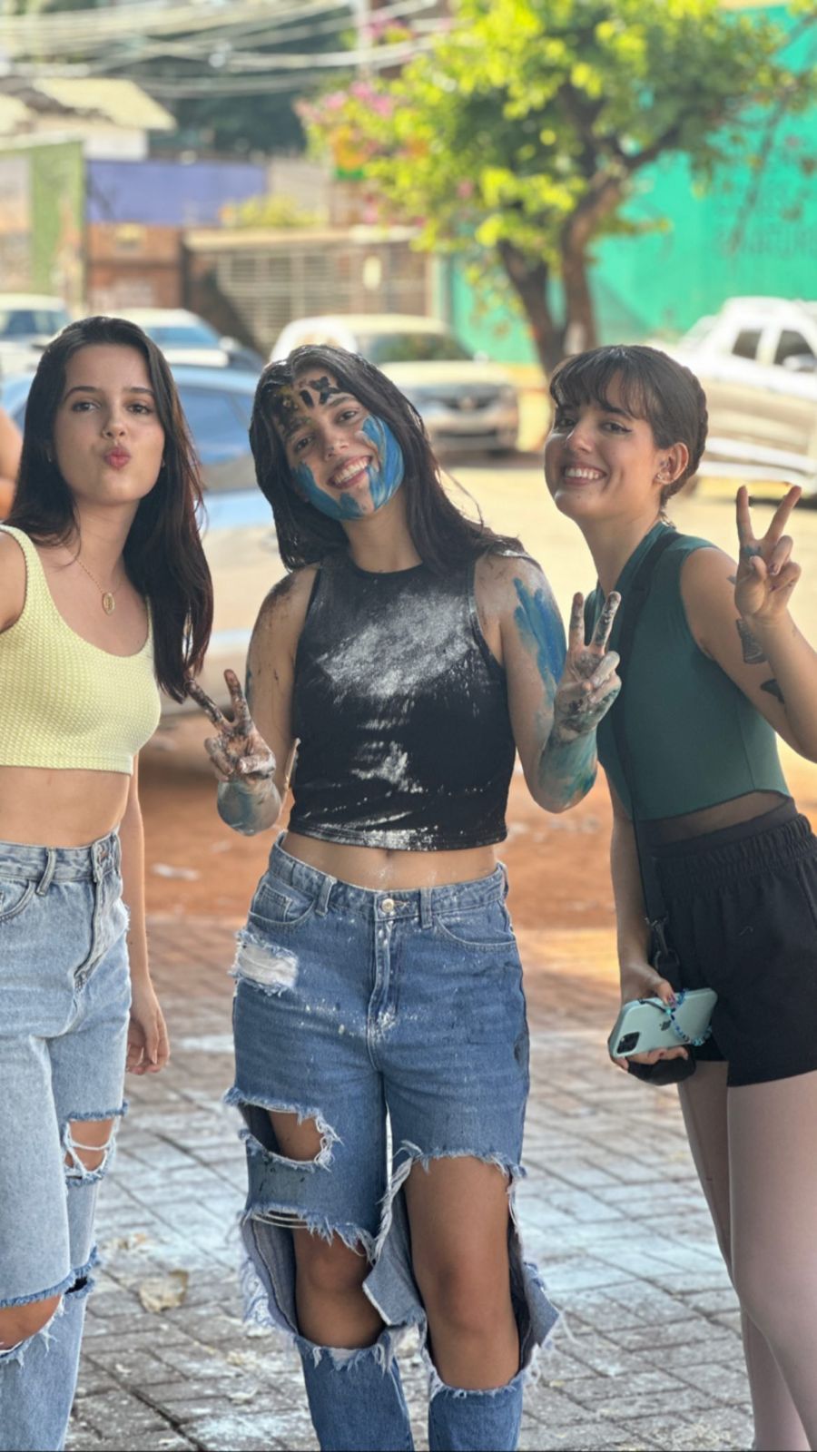 Kaká e suas irmãs