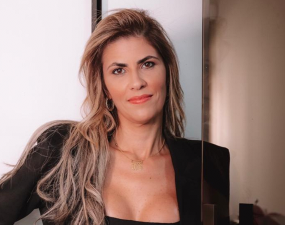 Shirley Farias